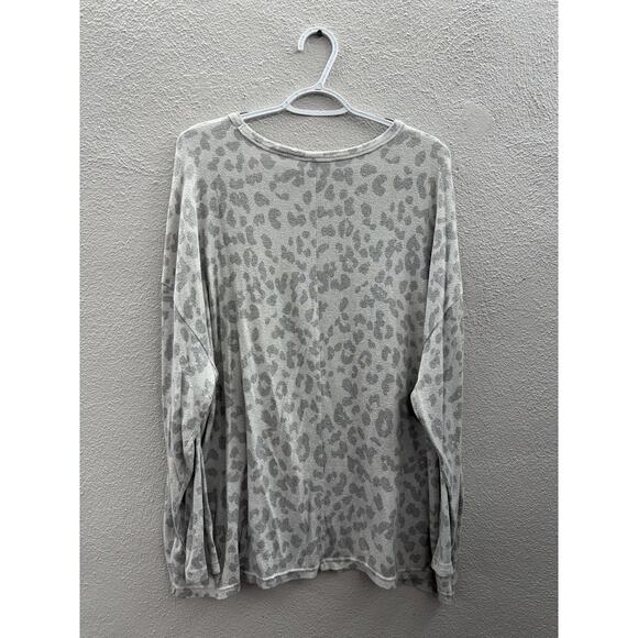 Old Navy Womens Shirt Size XXL White Gray Animal Print Long Sleeve - Picture 5 of 9